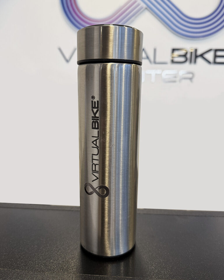 Botella de color gris con logo Virtual Bike